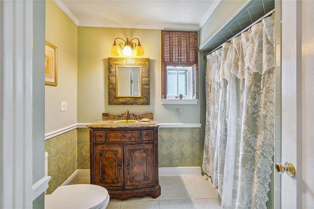 3830 Fairmont Drive, New Orleans, Louisiana image 11