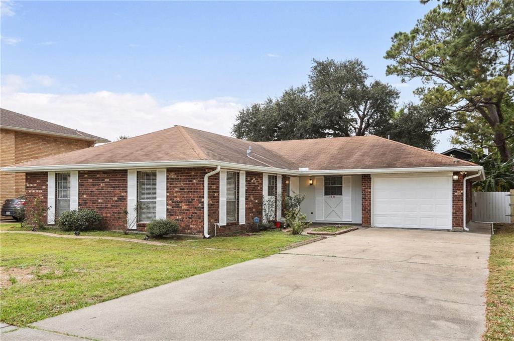 2536 Vulcan Street, Harvey, Louisiana image 1