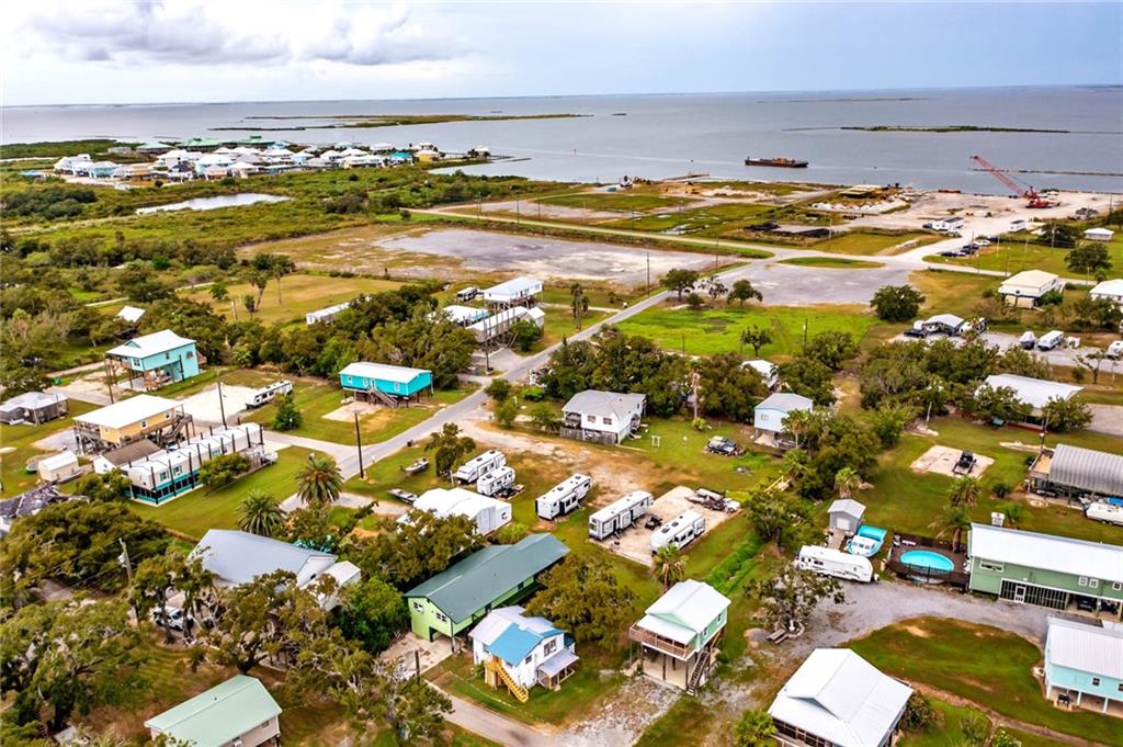 176 Holly Grove Lane, Grand Isle, Louisiana image 5