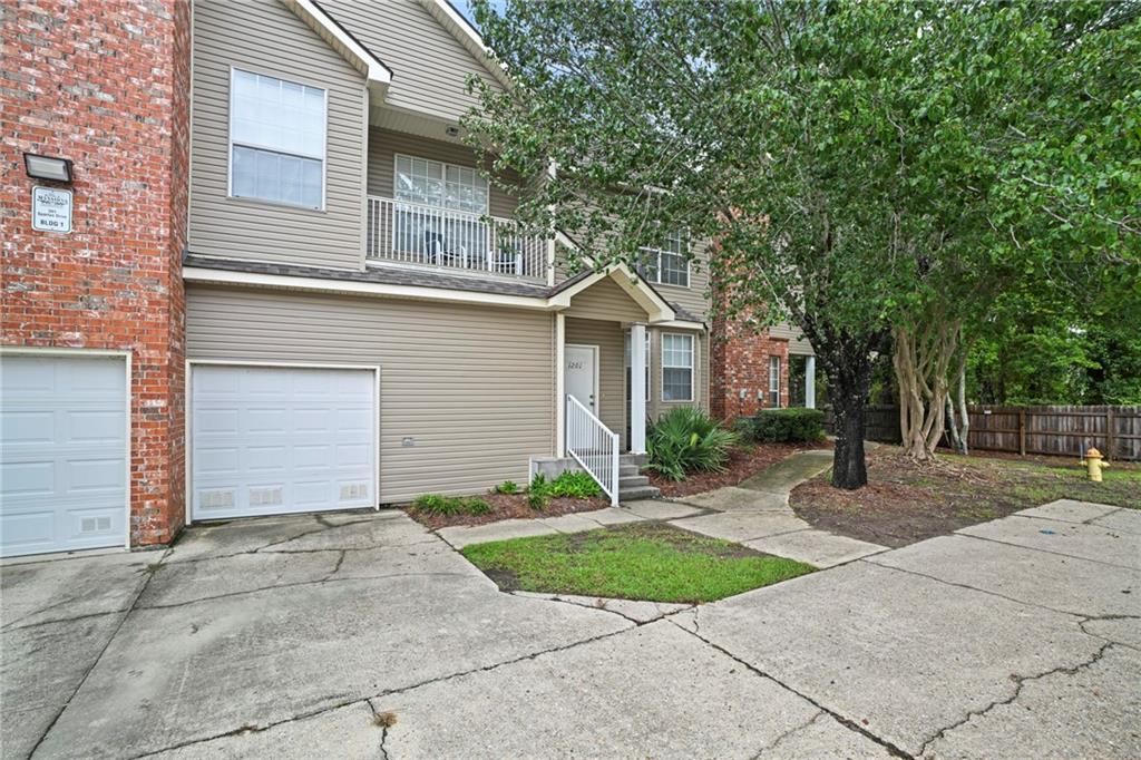 listing main picture