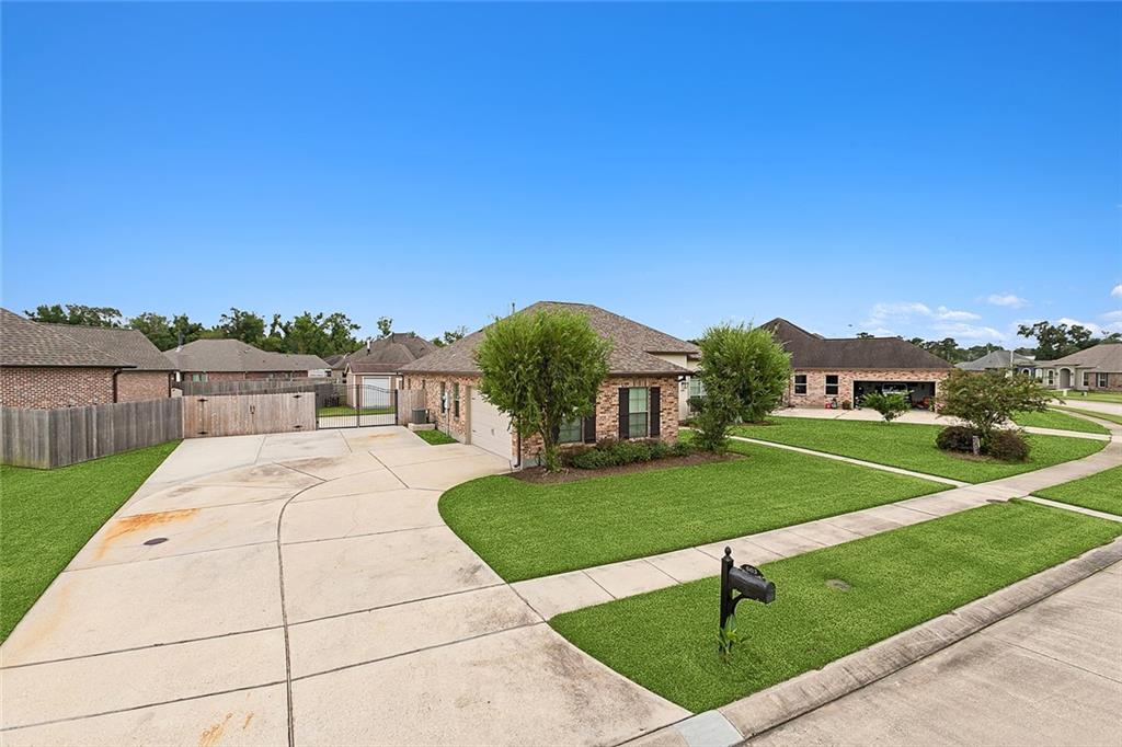 603 Lakewood Drive, Luling, Louisiana image 3