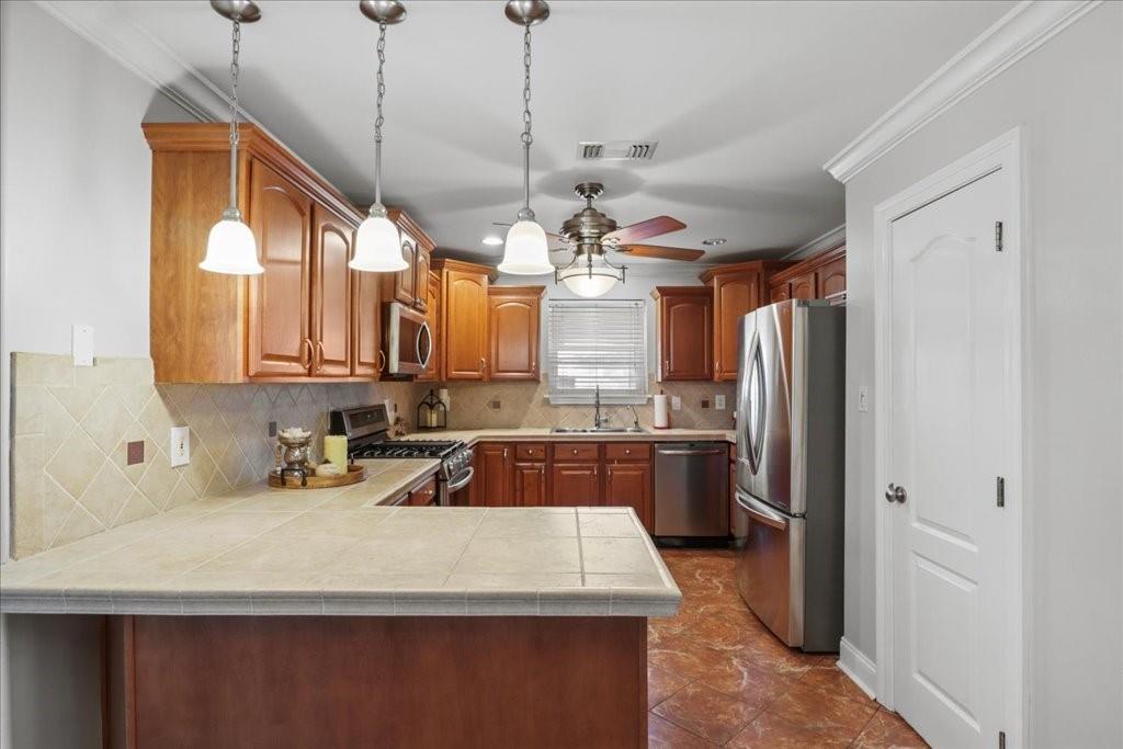 2016 Pelitere Cove, Chalmette, Louisiana image 3