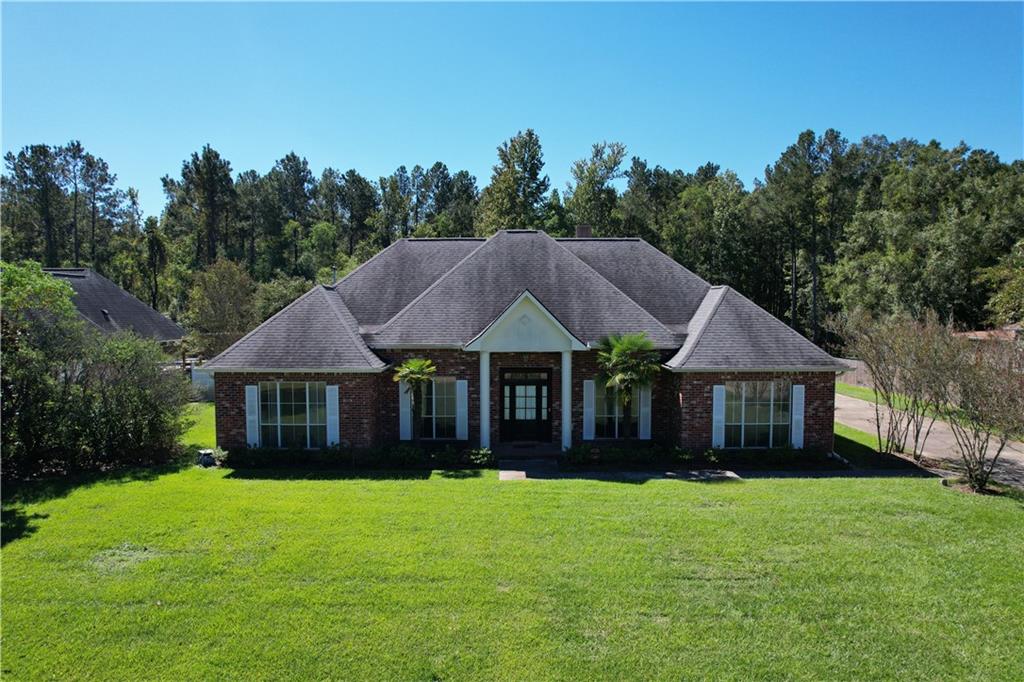 8514 Jo Lee Drive, Denham Springs, Louisiana image 1