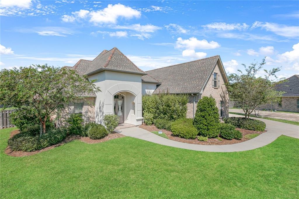 804 Green Leaf Circle, Madisonville, Louisiana image 1