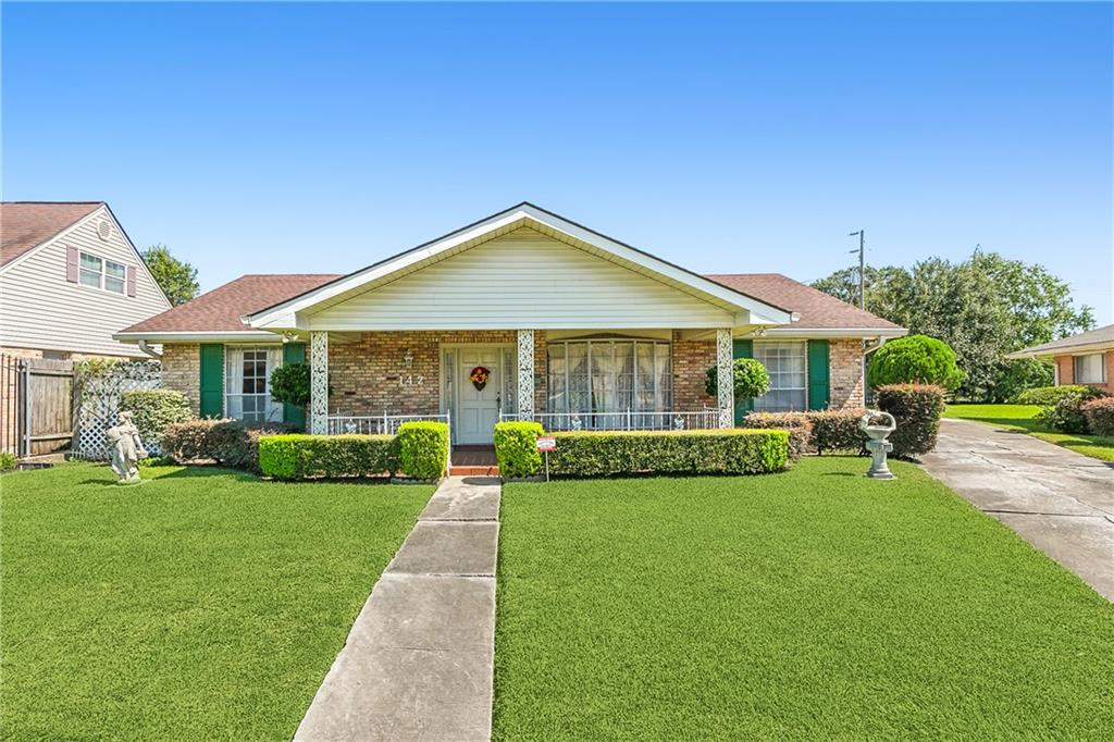 142 E Randall Court, Gretna, Louisiana image 1