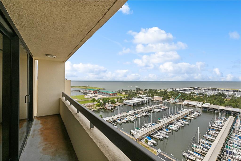 300 Lake Marina Avenue #18E, New Orleans, Louisiana image 36