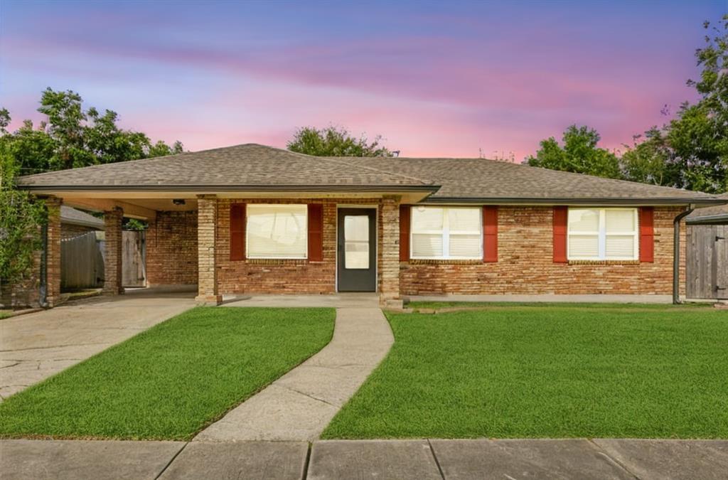 2104 Veronica Drive, Chalmette, Louisiana image 1