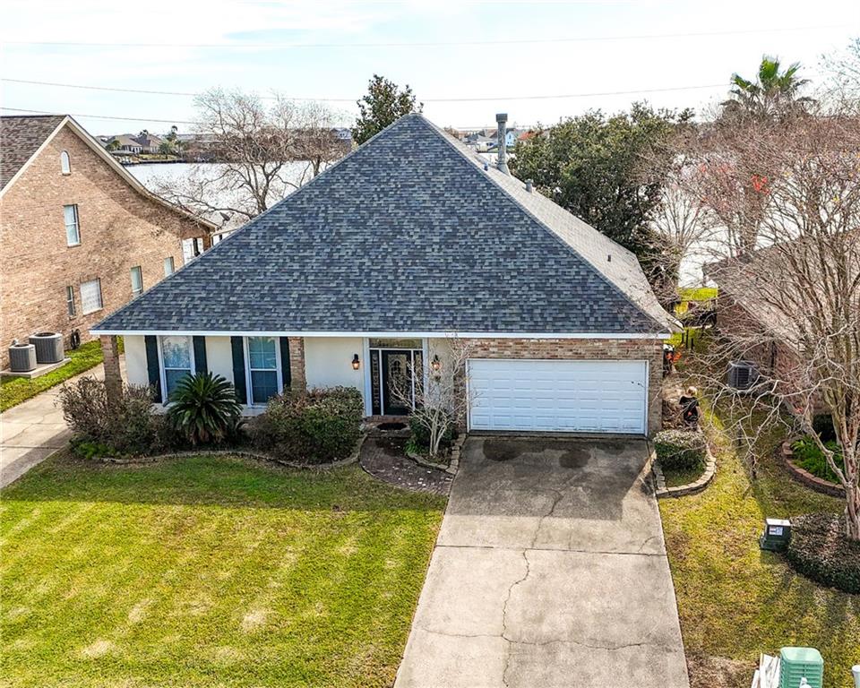 313 Moonraker Drive, Slidell, Louisiana image 1