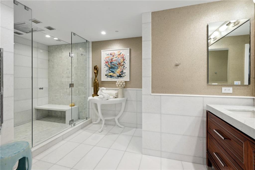 2 Canal Street #2506, New Orleans, Louisiana image 23