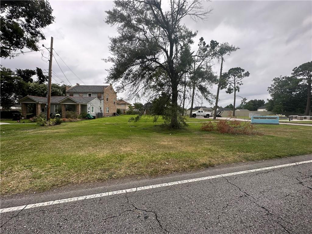 7215 W Judge Perez Drive, Arabi, Louisiana image 1