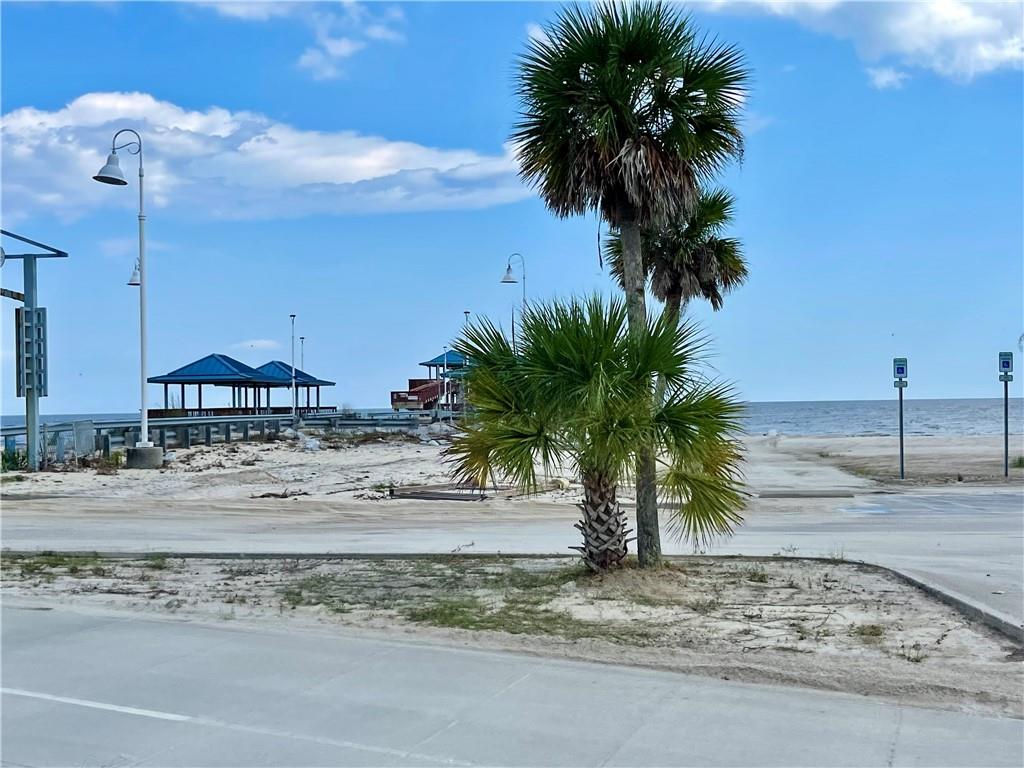 Terrace Avenue, Waveland, Mississippi image 8