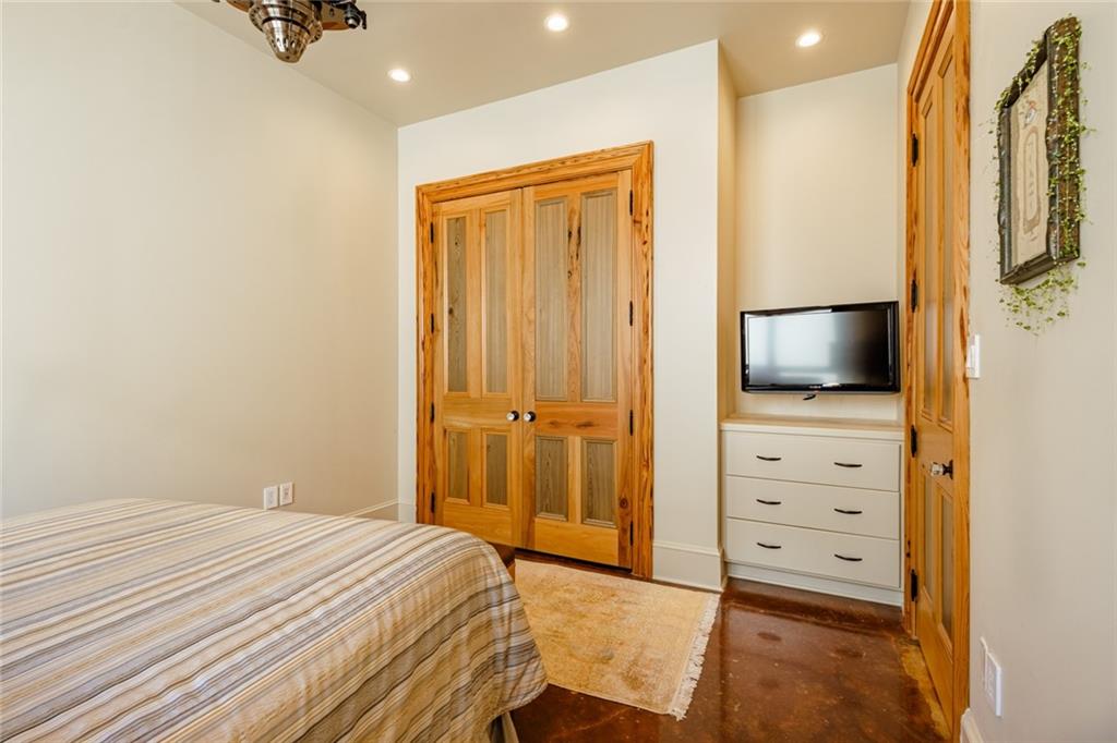 840 Tchoupitoulas Street #213, New Orleans, Louisiana image 11