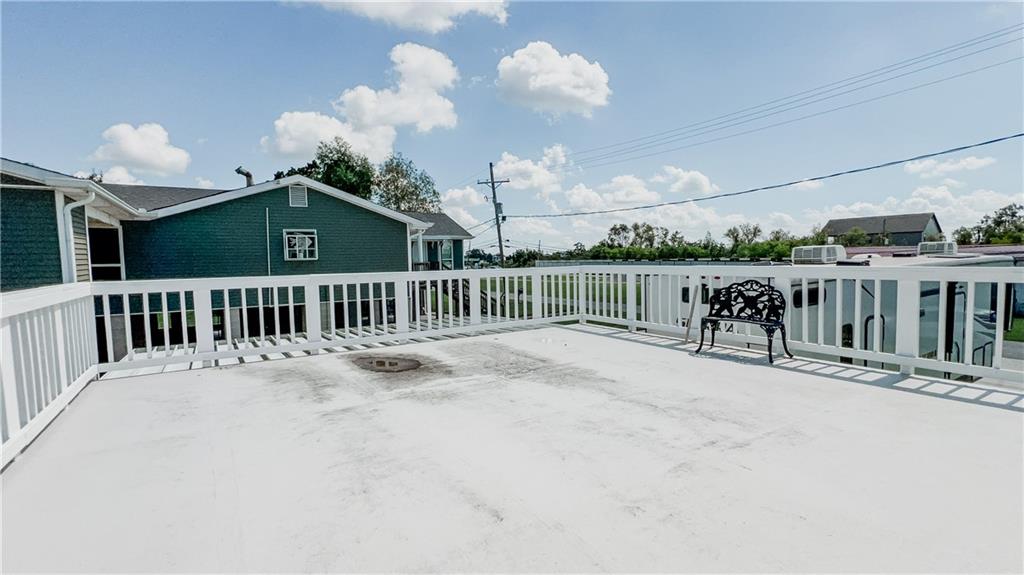 4972 Anthony Lane, Barataria, Louisiana image 9