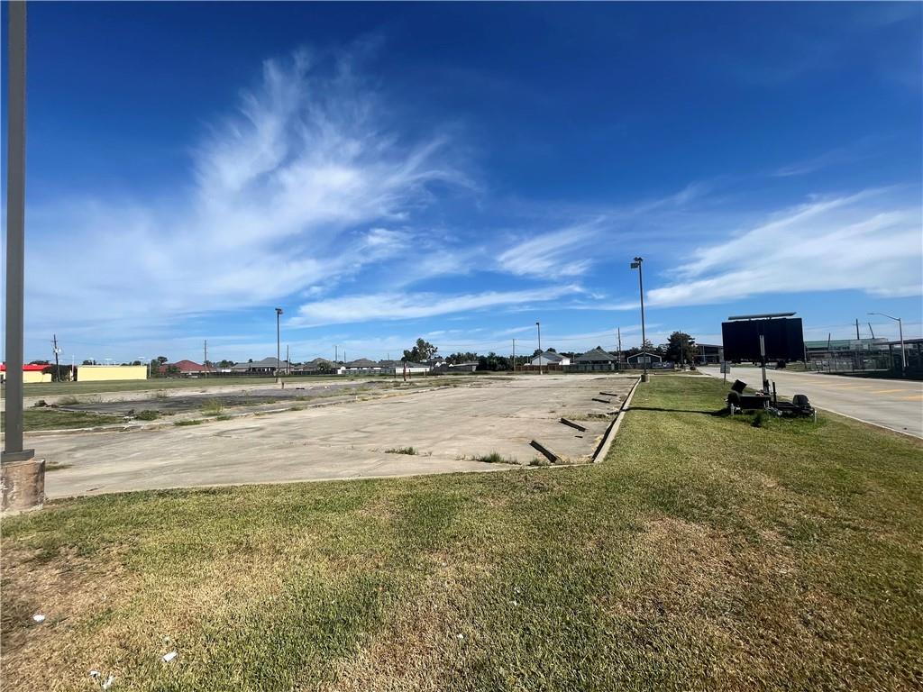 Judge Perez Drive, Meraux, Louisiana image 8