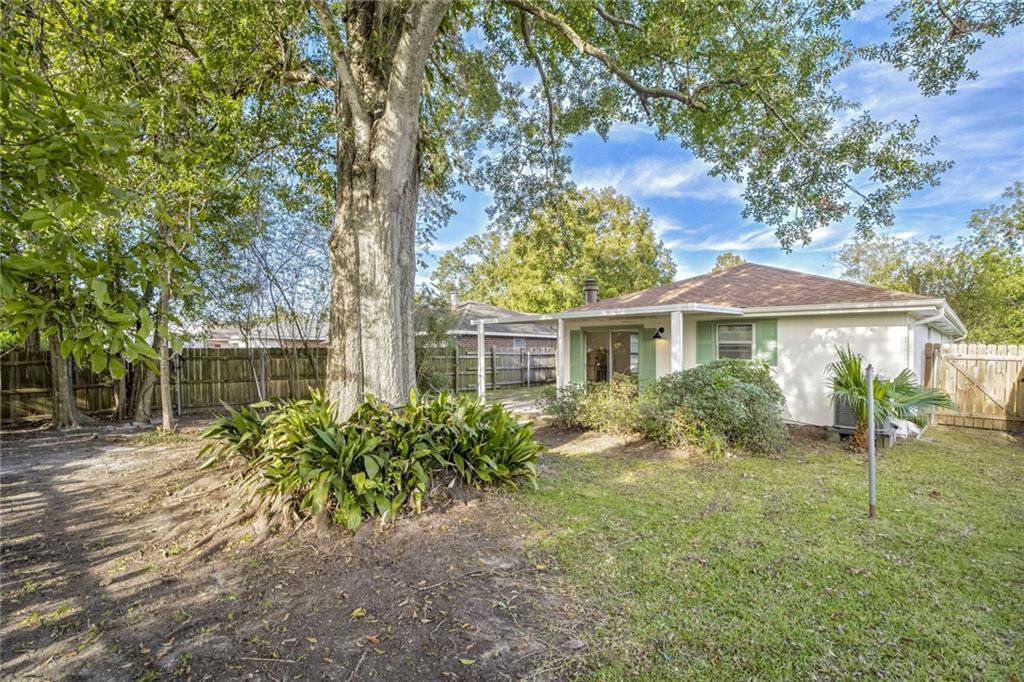 105 Dianne Drive, Saint Rose, Louisiana image 17