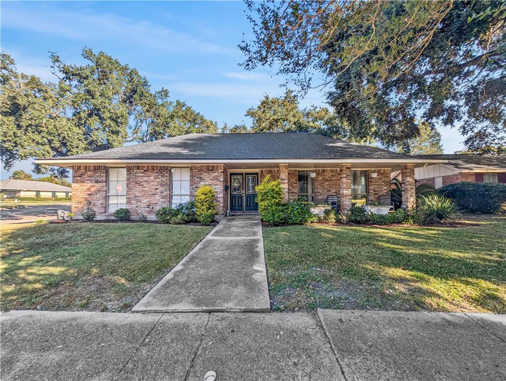 5400 Wimbledon Court, New Orleans, Louisiana image 1