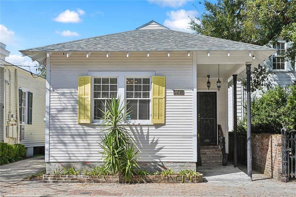 2411 Coliseum Street, New Orleans, Louisiana image 2