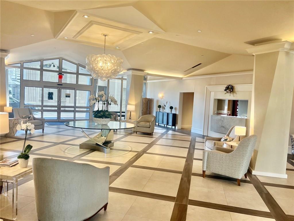 2100 St Charles Avenue #7 M-N, New Orleans, Louisiana image 3