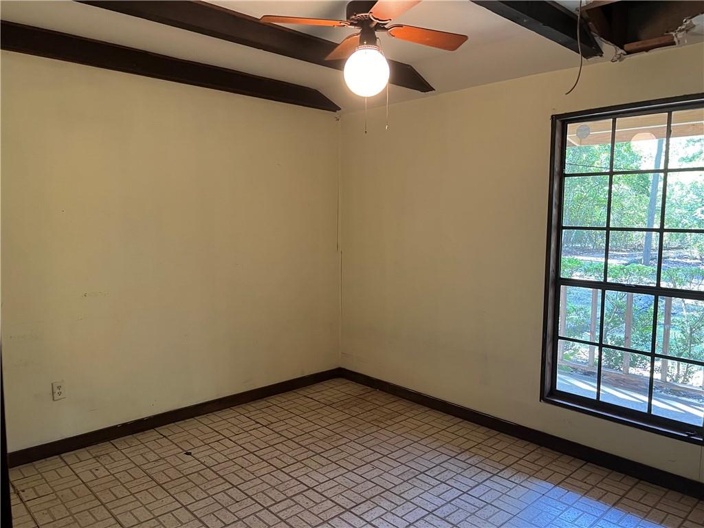 Photo 3 of Single Family Residence at 73414 River Rd, Covington, LA 70435 | MLS# 2473288 |  | Sold on 2024-11-11