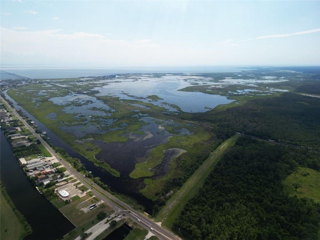 Oak Harbor Boulevard, Slidell, Louisiana image 5