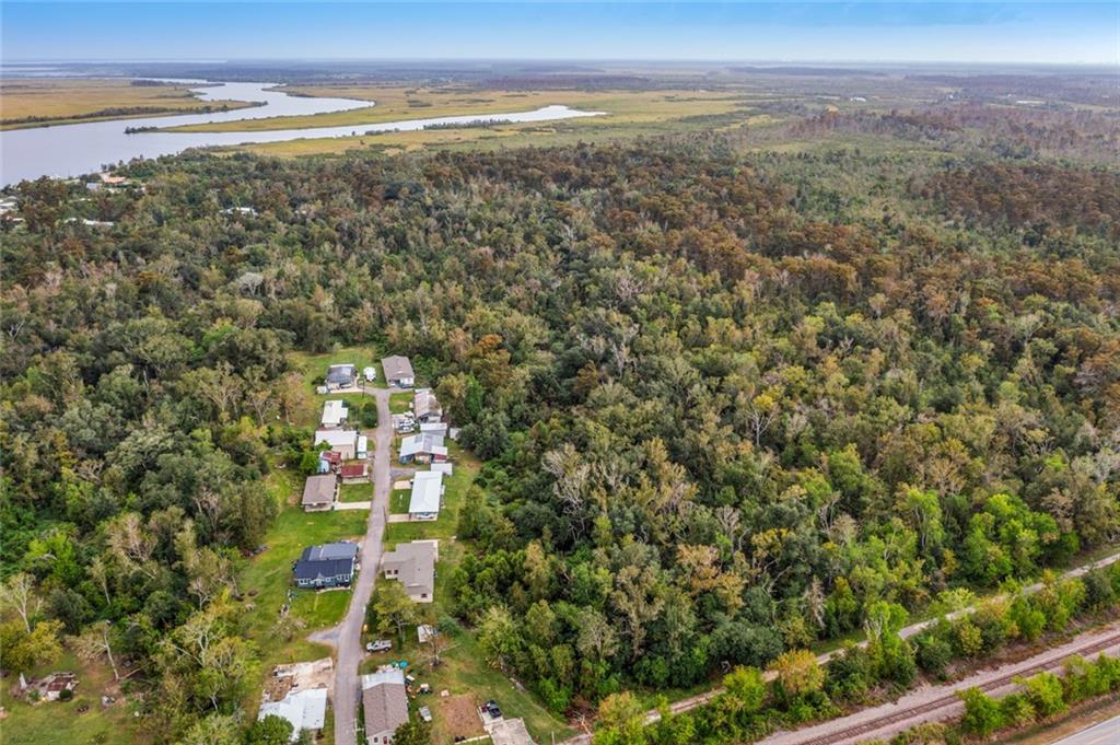 Ridge Road, Des Allemands, Louisiana image 3