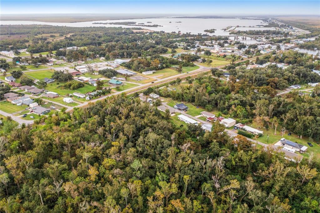 Ridge Road, Des Allemands, Louisiana image 5