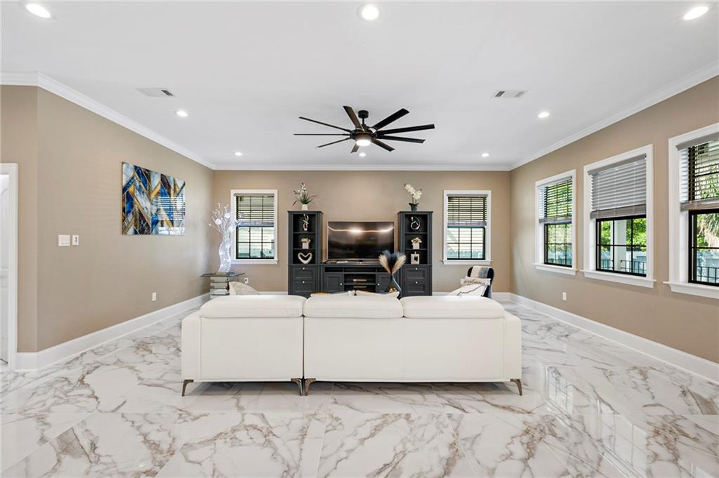 7045 West End Boulevard, New Orleans, Louisiana image 8