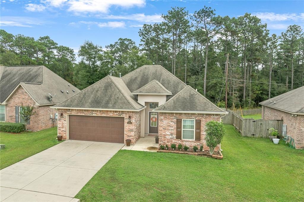 756 Branch Crossing Drive, Covington, Louisiana image 1