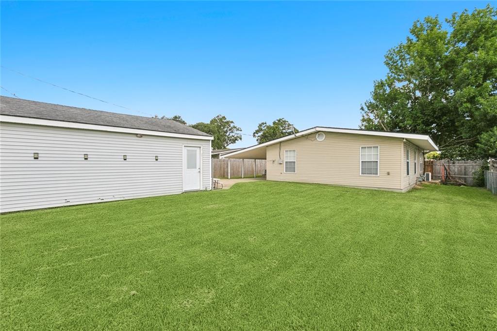 2120 S Butterfly Circle, Terrytown, Louisiana image 14