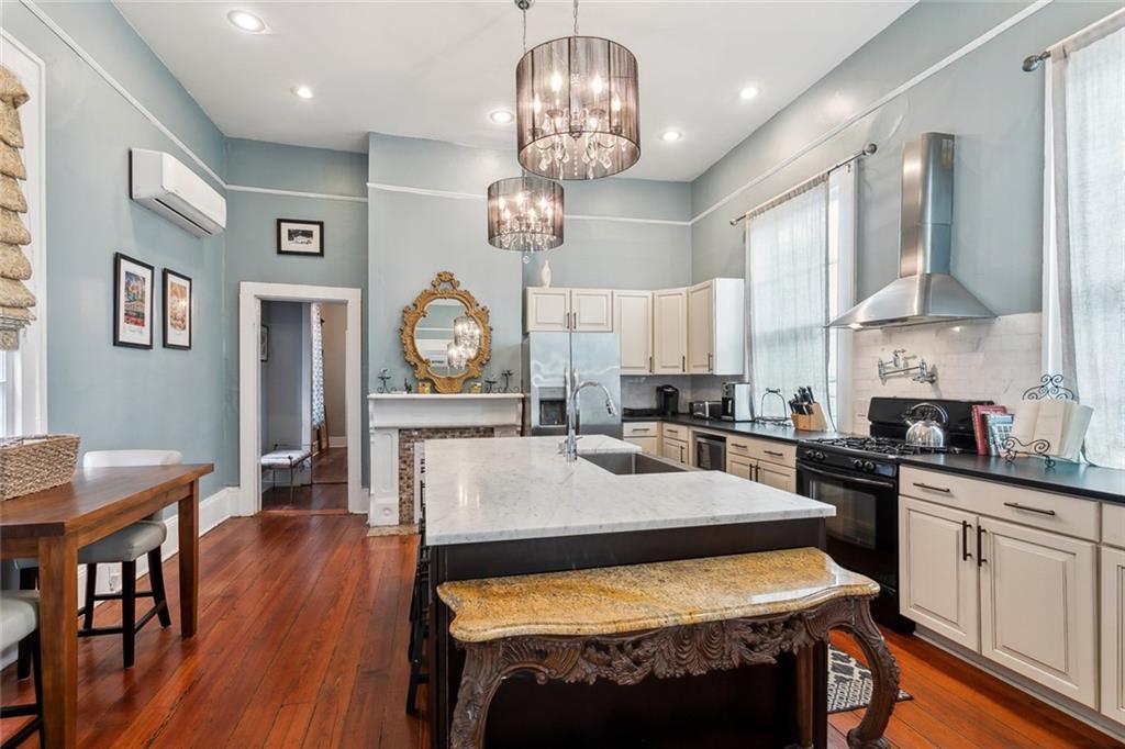 3451 Constance Street, New Orleans, Louisiana image 5