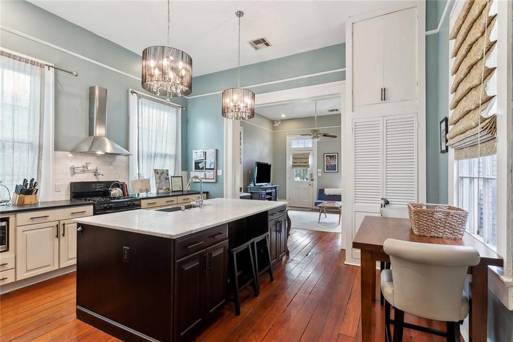3451 Constance Street, New Orleans, Louisiana image 7