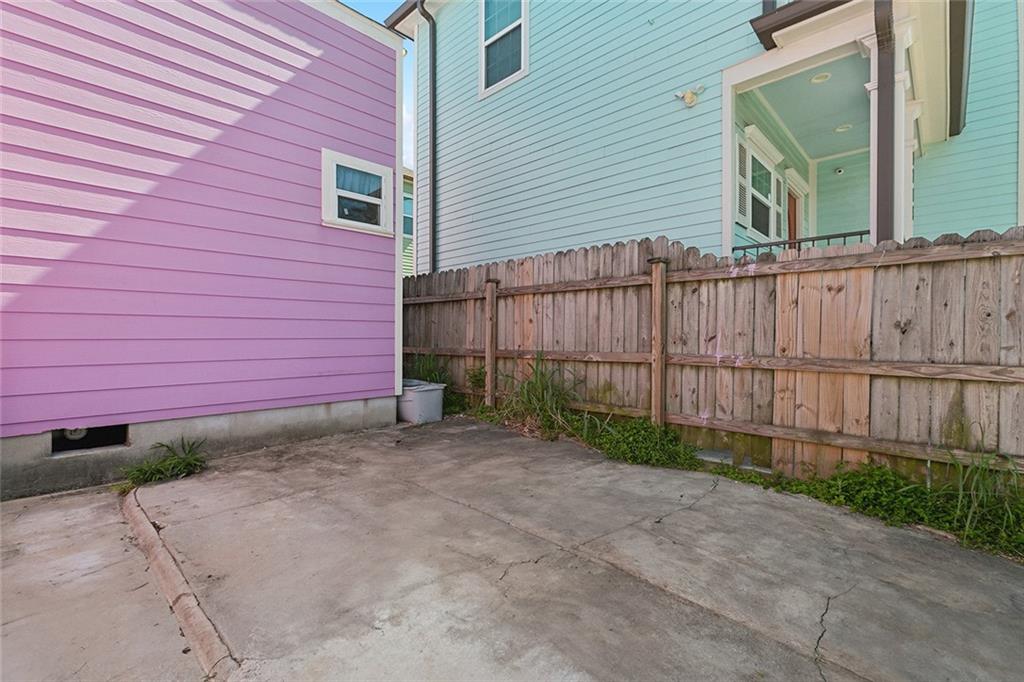 1717 Governor Nicholls Street, New Orleans, Louisiana image 4