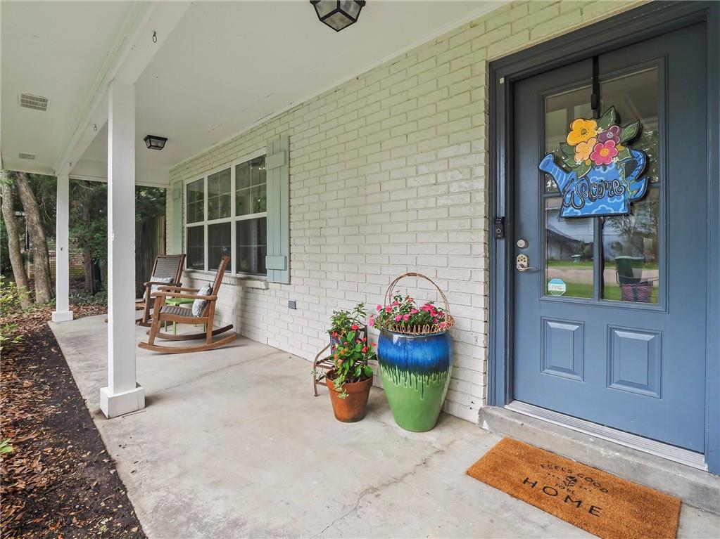 636 Oak Street, Mandeville, Louisiana image 3