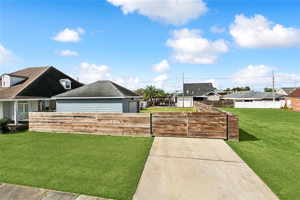 3521 Karen Drive, Chalmette, Louisiana image 27