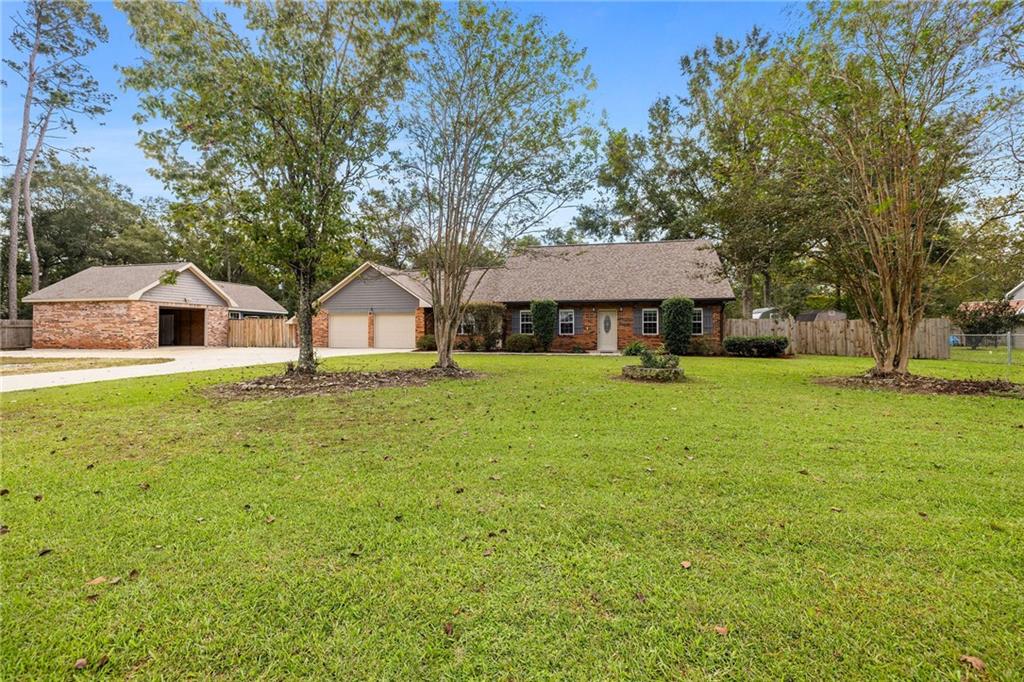 42761 Robinwood Drive, Hammond, Louisiana image 1