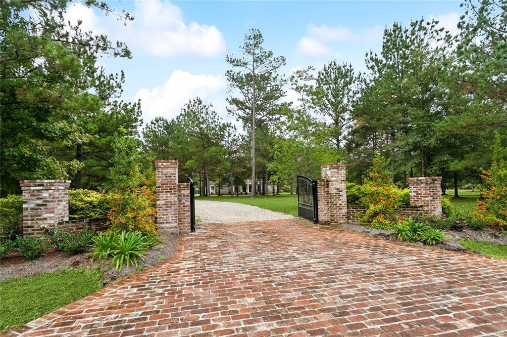 79376 Money Hill Parkway, Abita Springs, Louisiana image 2