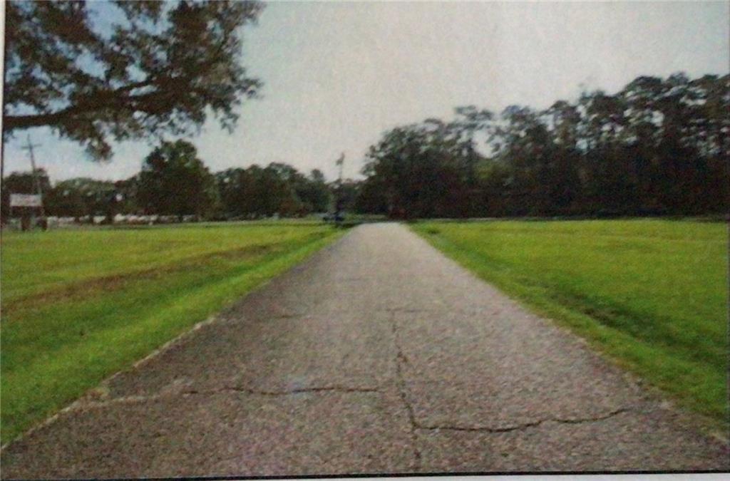 Veterans Avenue, Hammond, Louisiana image 10