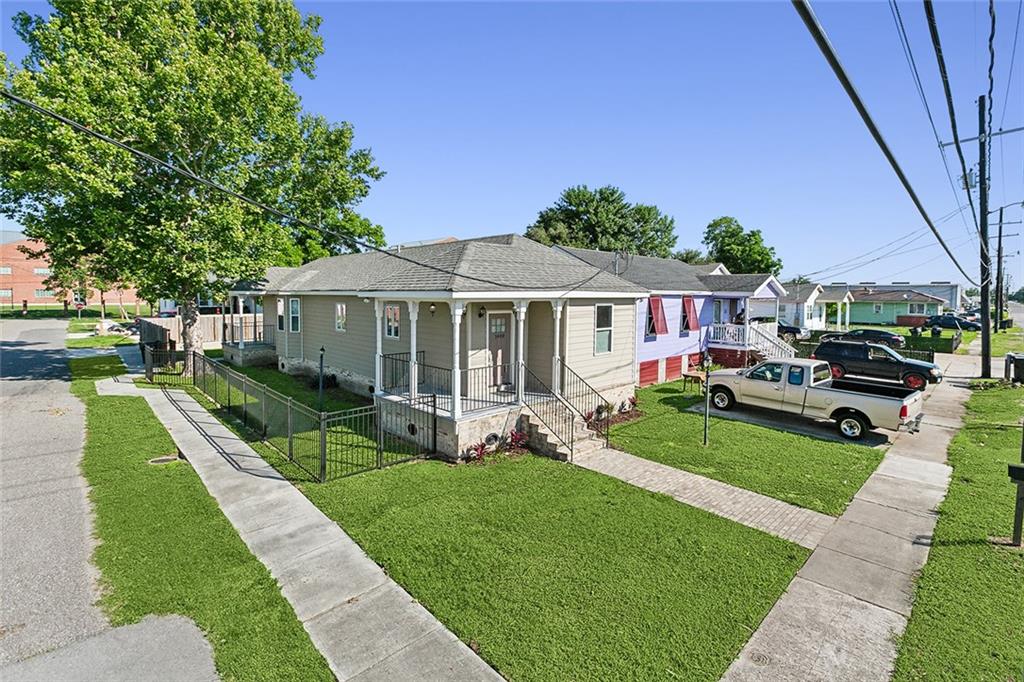 1400 Mehle Street, Arabi, Louisiana image 2