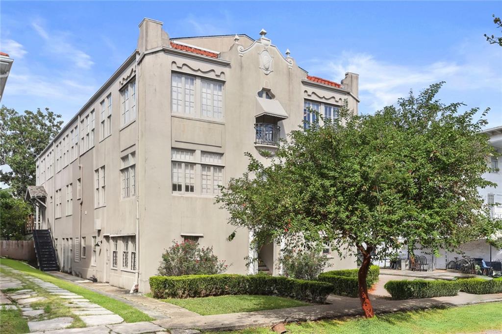 2108 Broadway Street, New Orleans, Louisiana image 2