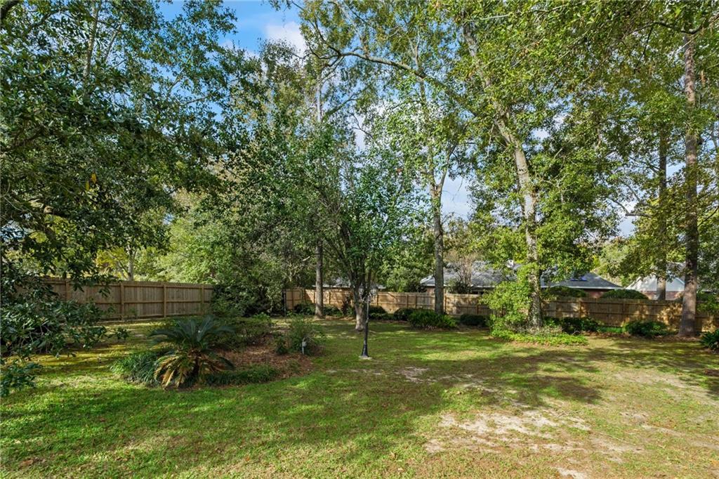 126 Blue Heron Drive, Mandeville, Louisiana image 25