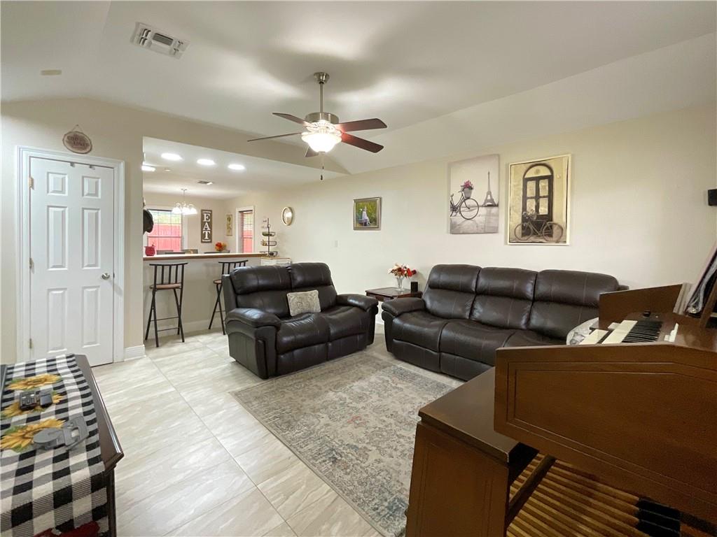 103 Allie Lane, Luling, Louisiana image 4