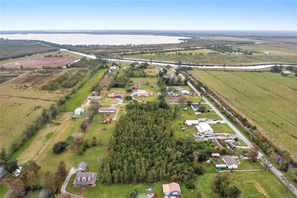 Tate Street, Raceland, Louisiana image 1