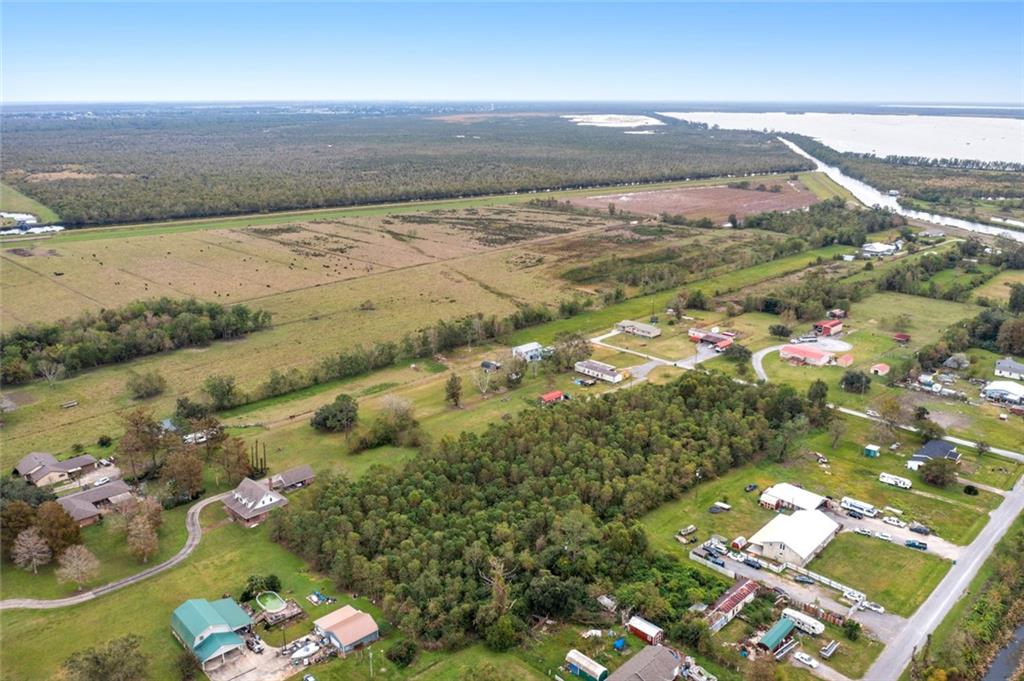 Tate Street, Raceland, Louisiana image 2