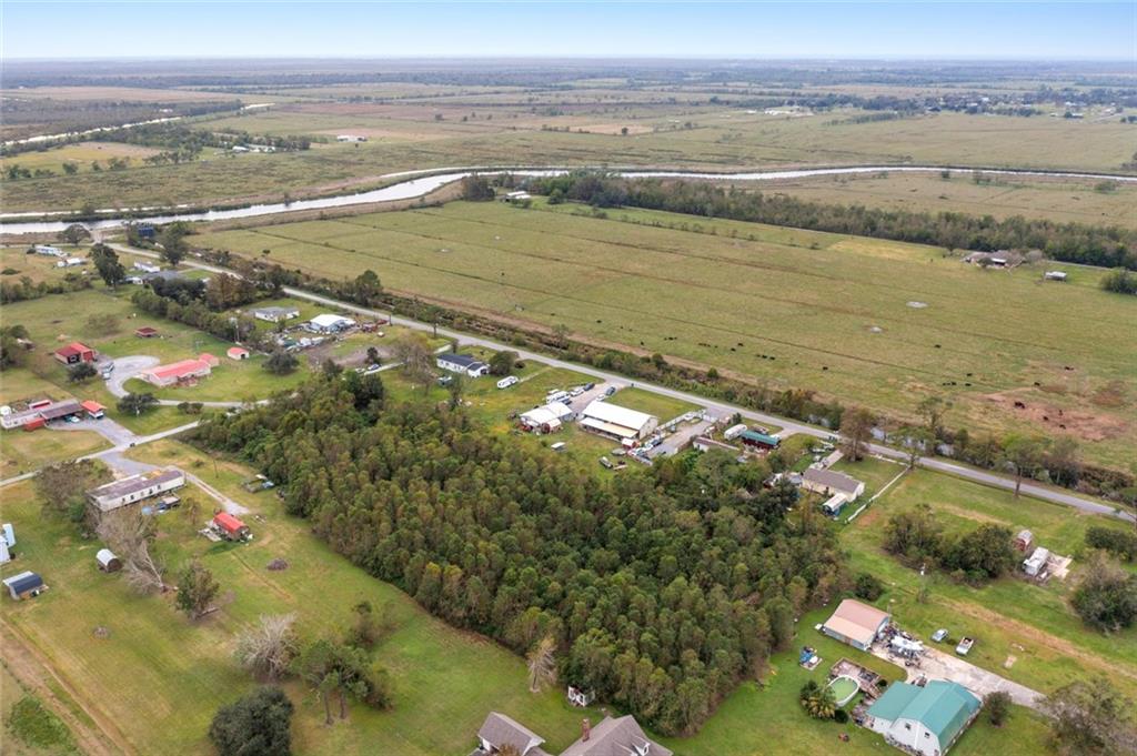 Tate Street, Raceland, Louisiana image 3