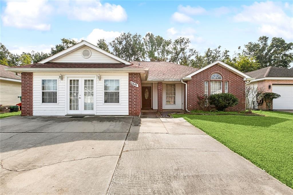 2541 Delta Pointe Drive, Marrero, Louisiana image 2