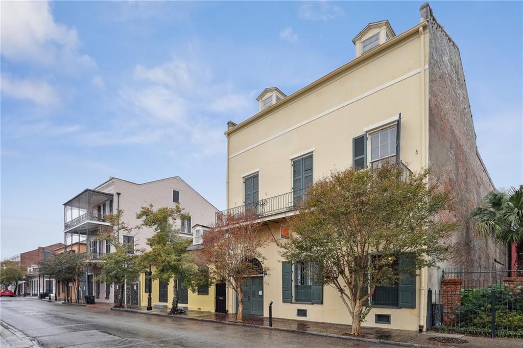 1119 Dauphine Street #7, New Orleans, Louisiana image 2