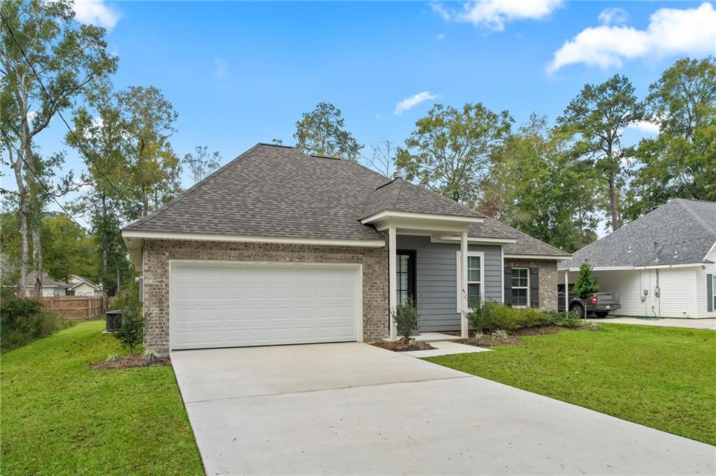 71077 Shady Lake Drive, Covington, Louisiana image 2