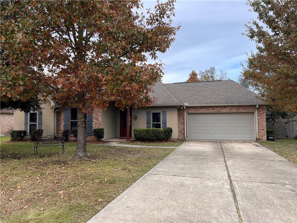 322 Turnwood Drive, Covington, Louisiana image 1