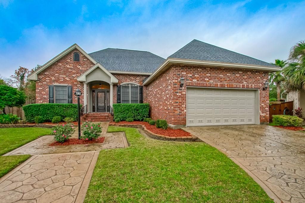 201 Spartan Loop, Slidell, Louisiana image 1