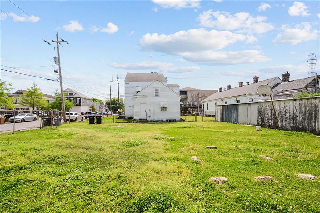 8403 Oak Street, New Orleans, Louisiana image 4